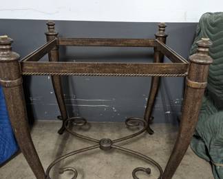 Curved Leg Square Metal End Table