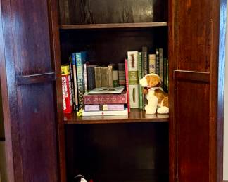 So Many Books and Reference books