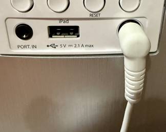 LG Bluetooth Speaker with Remote.  Great Sound!!