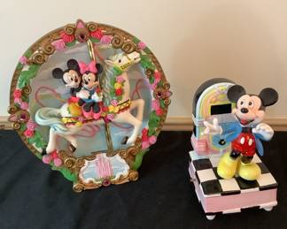 Mickey Minnie on a Carousel  Mickey Jukebox Music Boxes