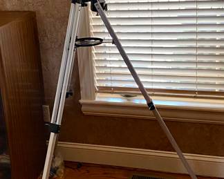 Telescope with Tripod, plus we have Original Box & papers. EX70