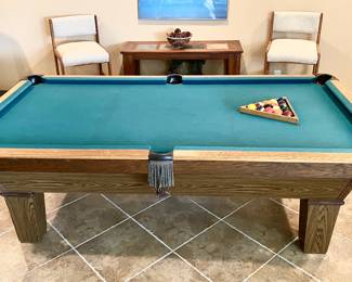NICE Quality Olhausen Pool table