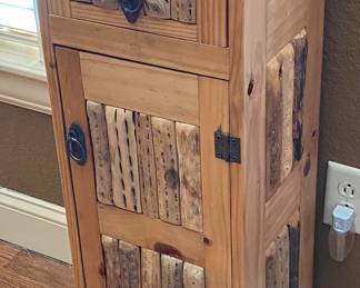 NICE Craftsman Wood drawer cabinet stand