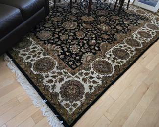 8 x 10 Rug