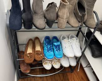 Shoe Collection unbelievable like new and new boots, dress shoes,  Nikes etc size 5.5 to 6.5 and 7s