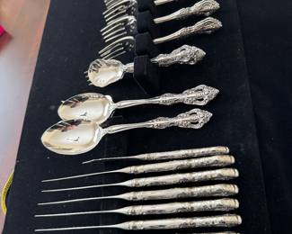 Stainless steel flatware