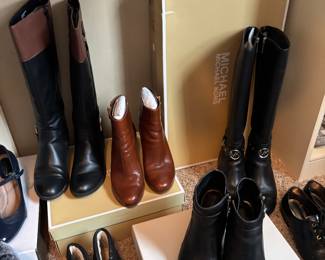 Tons of excellent condition or new women’s shoes 6.5 mostly, some 7, 7.5