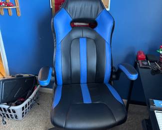 Gaming chair great shape