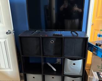 Storage, Samsung tv