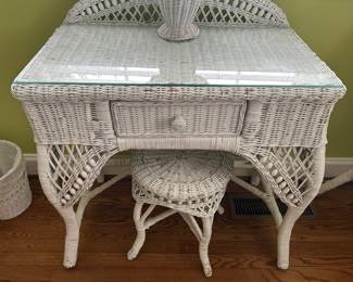 Wicker vanity / desk 