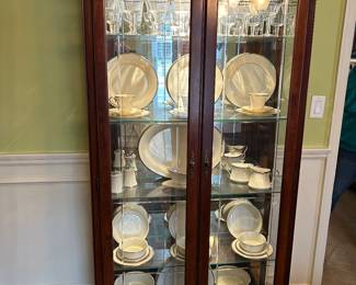Large lighted display cabinet 