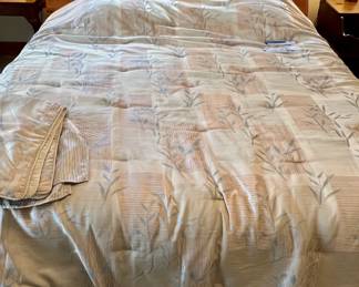 King size adjustable bed