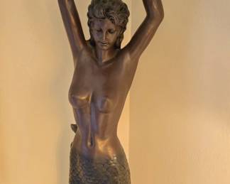 Mermaid Statue Indoor Lamp