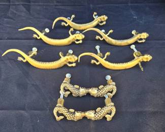 Gecko/Fish-shaped drawer handles