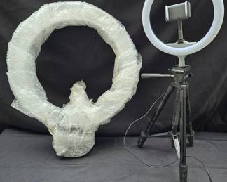 Ring Lights Large/medium sized plus stand