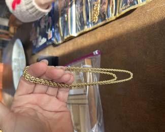 34.7g $2,700 14K
