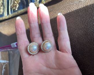 Diamond Pearl Earrings 14K $1350