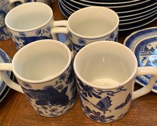 Blue and White Porcelain Mug Set