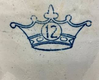 CLOSEUP VIEW KINGS CROWN