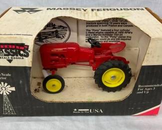 MASSEY FERGUSON 1:16 W/ ORIG. BOX