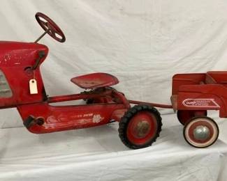 OTHERSIDE VIEW MURRAY TRACTOR