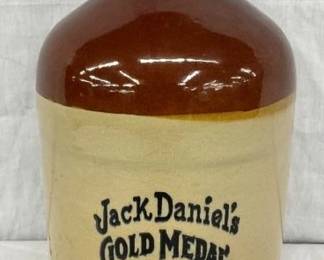 JACK DANIELS GOLD NO. 7 JUG