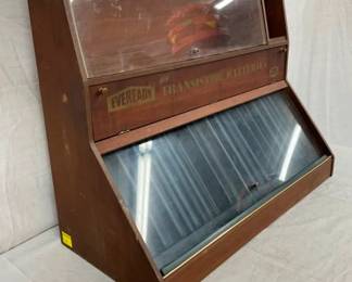 DISPLAY FOR TRANSISTOR BATTERIES