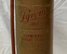 NICE COPPER FIRE EXTINGISHER