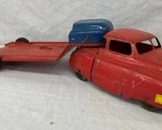 EARLY WYANDOTTE TRUCK 21 1/2"