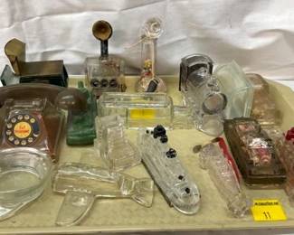 COLLECTION GLASS CANDY CONTAINERS