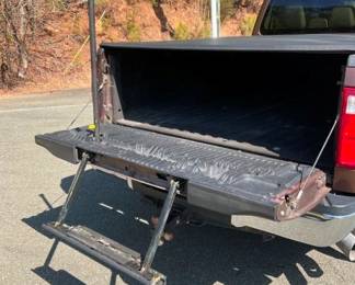 BEDLINER, BED COVER, LADDER