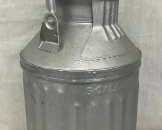 5G. ELISCO MOD. 327 GAS CAN