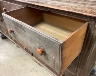 NICE DOVETAILED DRAWERS