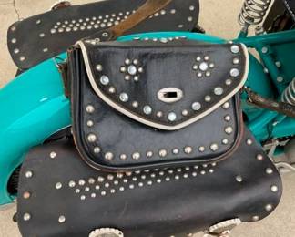 RARE LADIES LEATHER PURSE