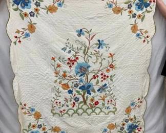 EARLY HANDMADE SUMMER QUILT