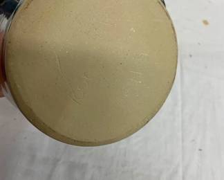 BOTTOM VIEW