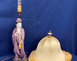 26" EARLY ORIENTAL PARLOR LAMP