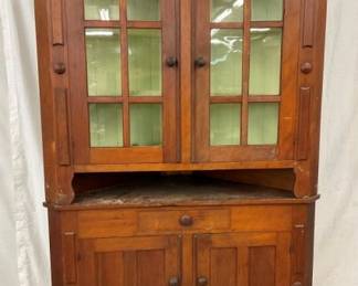 1800'S WALNUT 12PANE CORNER CUPBOARD