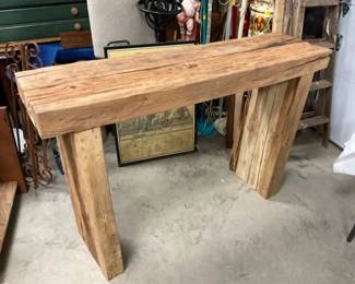 WOODEN BUCKET TABLE