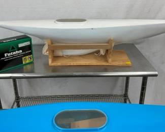 WHITE MODEL YACHTING