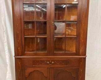 16 PANE CRAFTSMAN CORNER CUPBOARD