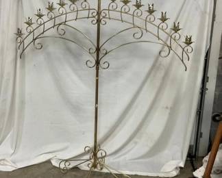 METAL CANDLE OBRA - HOLDS 15 CANDLES
