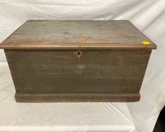 PIRM. SMALL BLANKET BOX W/ OLD PAINT