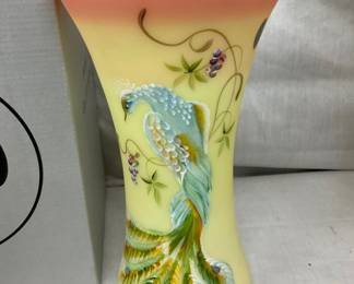 VERY UNUSUAL FENTON BERMESE W/ PEACOCK