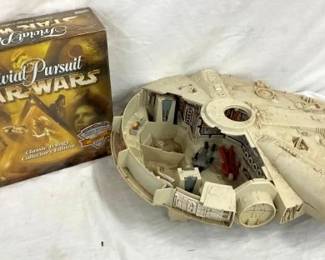 STAR WARS TRIVIAL GAME AND SPACE SHIP