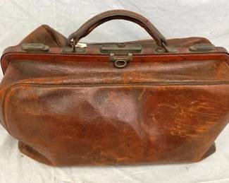 LEATHER DOCTORS BAG 18X8