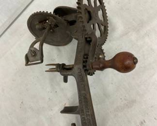 1890 TURNTABLE #98 GOODELL CO. PEELER