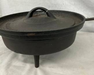 GLASCOCK CAST FOOTED W/ LID