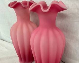 FENTON GLASS OTHERSIDE VIEW