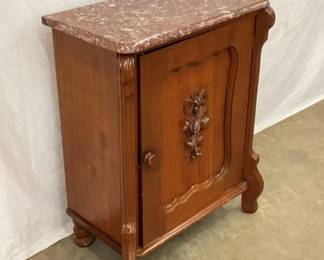 MEASURES 23 1/2X30 1/2